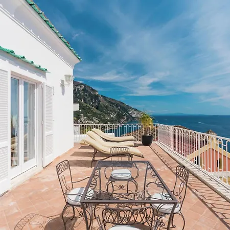 マジア ポジターノ