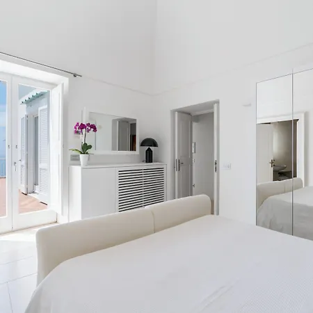 マジア 5* ポジターノ